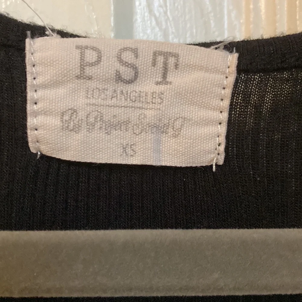 Tank top - Picture 3 of 3